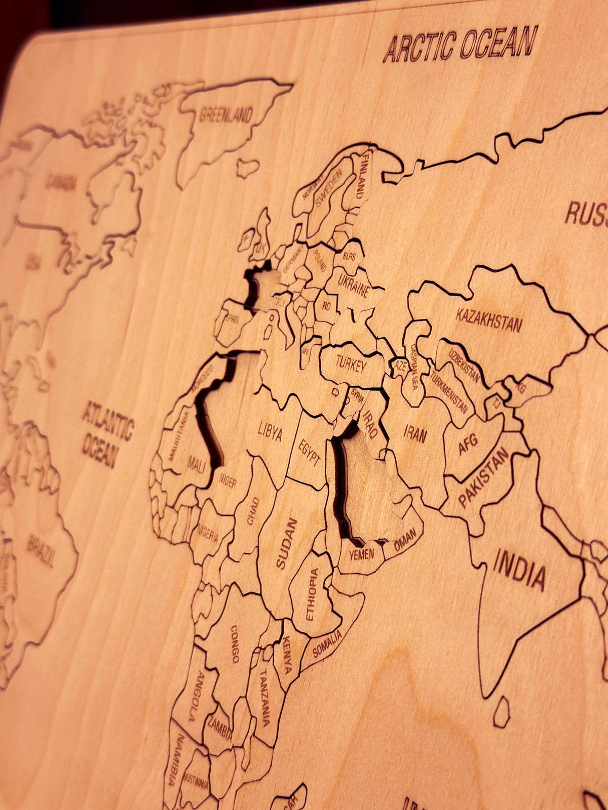 World Map Puzzle | 76 pieces